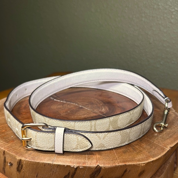 NWOT COACH SIGNATURE REPLACEMENT CROSSBODY STRAP - Picture 1 of 10